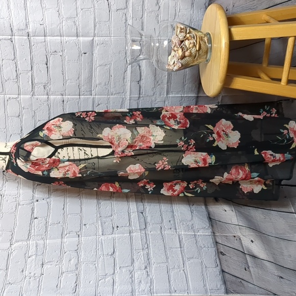 Ashley Blue cover up - Picture 2 of 4